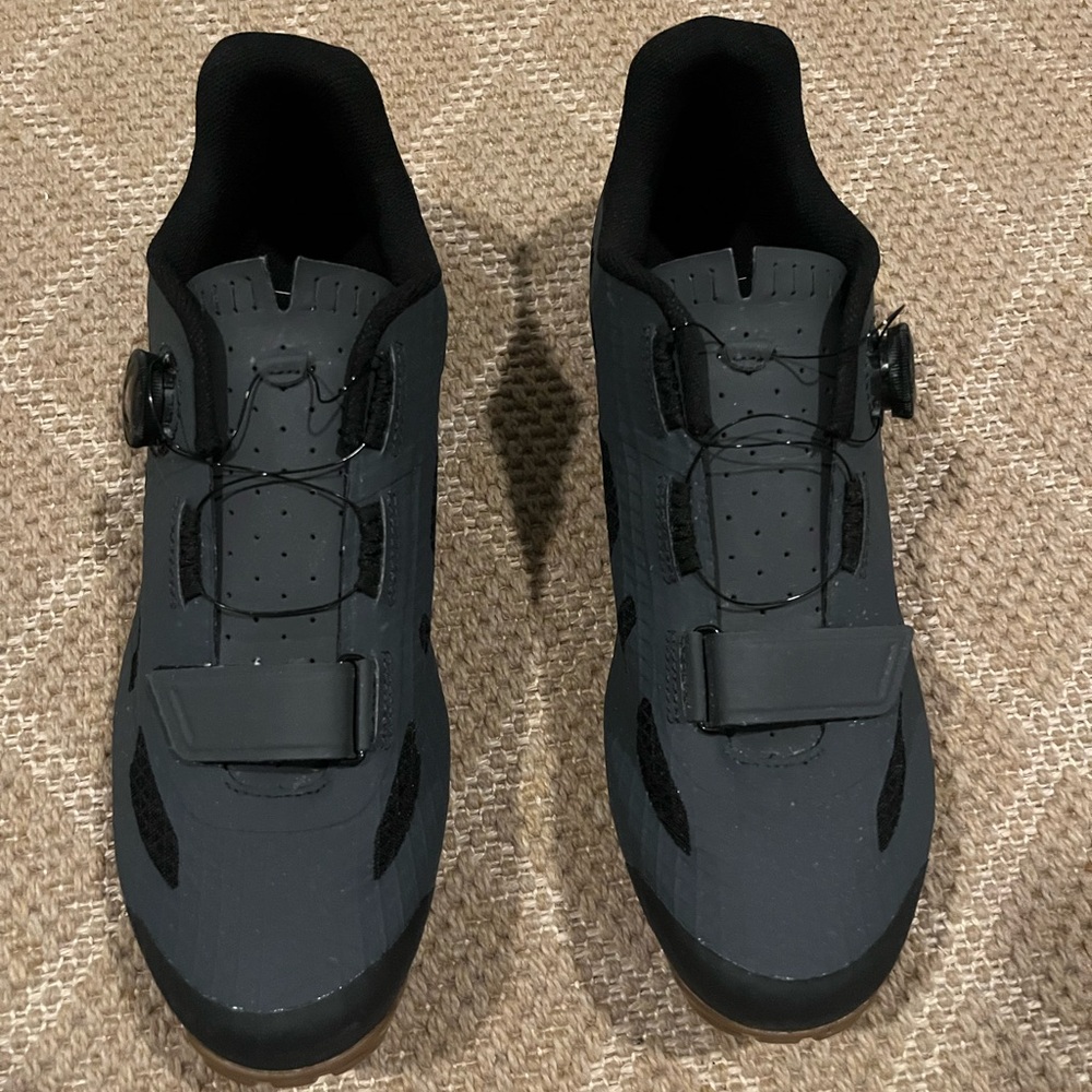 Giro rincon sz 47-12.5 cycling shoes